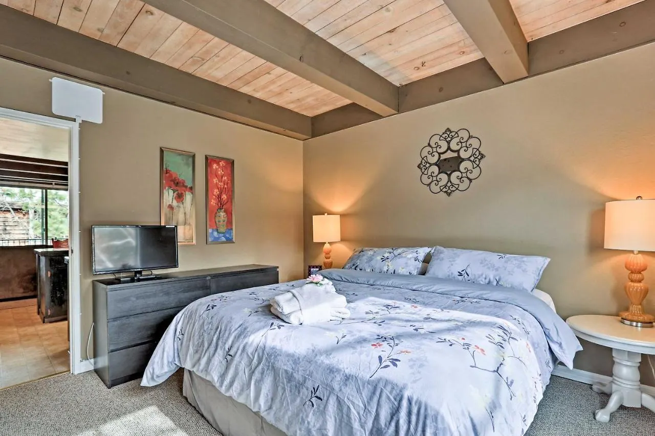 Quiet South Lake Tahoe Condo About 1 Mi To Keys Beach! Apartment