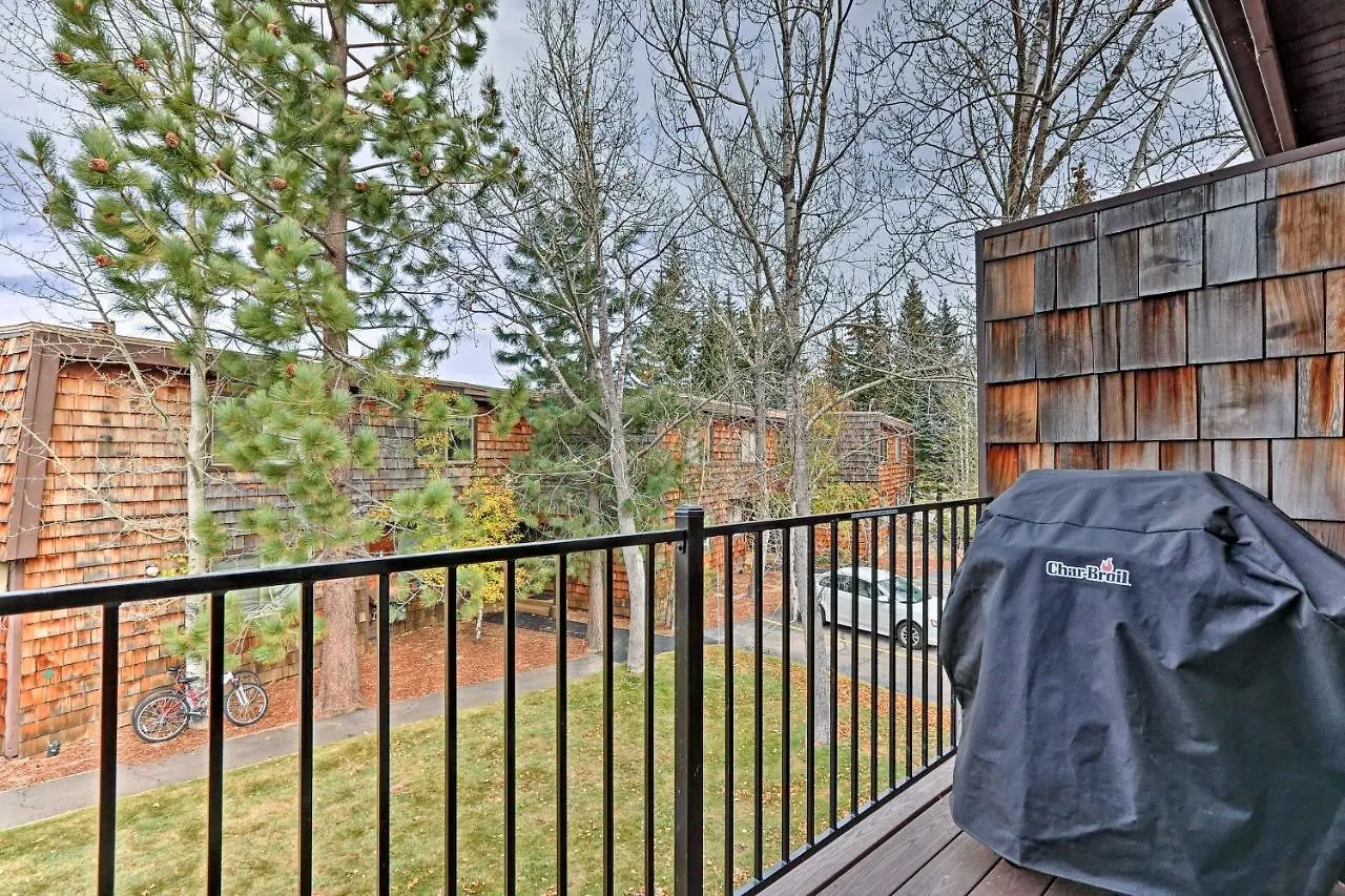Quiet South Lake Tahoe Condo About 1 Mi To Keys Beach! 0*,